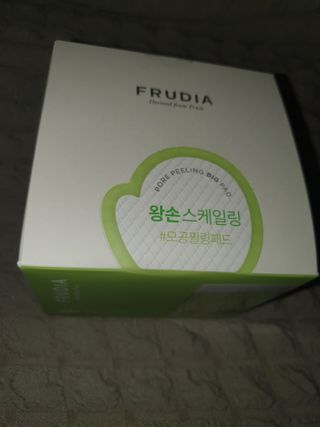 [후르디아] 약산성  모공 필링 패드(70매) — 5점을 준 리뷰어가 2021년 5월 올린 사용 사진