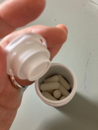메디타민 인체유래 비피더스 포스트 프로바이오틱스 — 5점을 준 리뷰어가 2021년 3월 올린 사용 사진