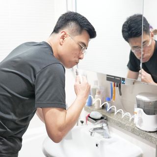 주식회사 클린디 [클린디] 양치 후 남은 이물질, 물치실로 완벽 제거 🦷 구강세정기 세트 [맞춤 칫솔 + 치약 포함] — 5점을 준 리뷰어가 2021년 12월 올린 사용 사진