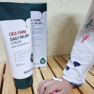 팜스테이  시카팜 데일리 릴리프 크림 — 5점을 준 리뷰어가 2022년 10월 올린 사용 사진
