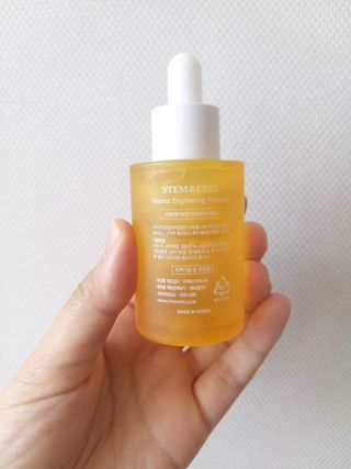 체르엠 스템앤셀 비타민 브라이트닝 에센스 30ml 1개 — 5점을 준 리뷰어가 2021년 9월 올린 사용 사진