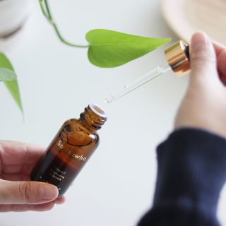 스킨큐어 산다화 비타민c 화이트닝 에센스 30ml — 5점을 준 리뷰어가 2022년 2월 올린 사용 사진