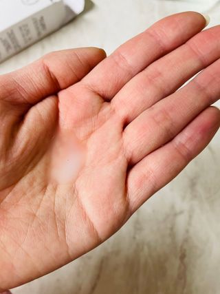 플레라디 에델바이스 오일 밸런싱 토너 — 5점을 준 리뷰어가 2021년 4월 올린 사용 사진