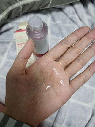 리더스코스메틱 리더스 퍼스트 샷 액티브 에센스 토닝 컨트롤 & 포어 컨트롤 — 5점을 준 리뷰어가 2022년 2월 올린 사용 사진