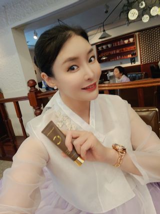 산다화 비타민C 화이트닝 크림 — 5점을 준 리뷰어가 2023년 5월 올린 사용 사진