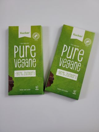 당류2g 자일리톨로 단맛을낸 슈카 퓨어비건 무설탕초콜릿 Xucker vegan 2개입 — 5점을 준 리뷰어가 2021년 4월 올린 사용 사진
