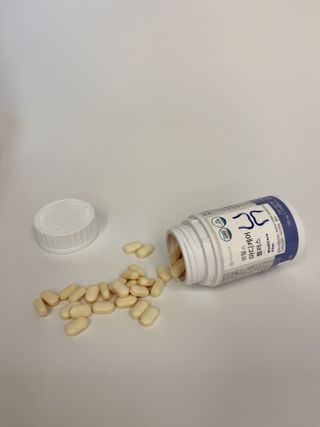 프리마인 평생 써야하는 관절의 건강을 위한 완벽설계 솔루션 관절n마디케어 플러스 120정 — 4.5점을 준 리뷰어가 2022년 10월 올린 사용 사진