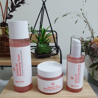 아이앤립 / EYENLIP 아이앤립 연어오일 리바이탈라이징 토너+앰플+크림 3종 세트 — 5점을 준 리뷰어가 2021년 6월 올린 사용 사진