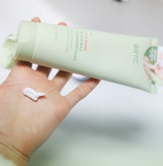비알티씨 BRTC 시카 바이옴 블랙헤드 클렌징 폼 150ml — 5점을 준 리뷰어가 2022년 12월 올린 사용 사진