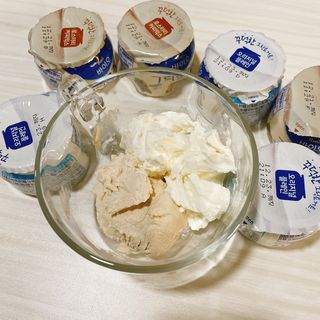 매일바이오 그릭요거트 오리지널 플레인 4개, 로스터리 커피믹스 4개 — 5점을 준 리뷰어가 2021년 12월 올린 사용 사진