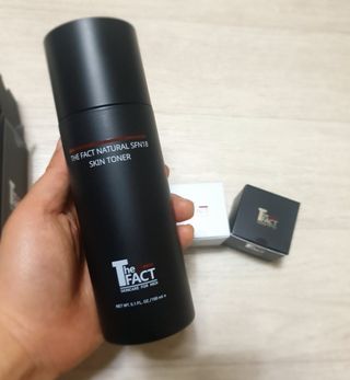 The Fact [5 IN 1] 더 팩트 내추럴 에스에프엔 에이틴 스킨토너 — 3점을 준 리뷰어가 2021년 2월 올린 사용 사진