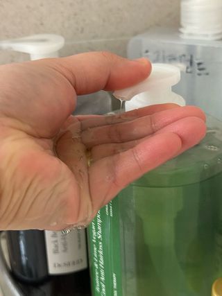 닥터시드 티트리 앤 라임 비건 지성케어 쿨 탈모 샴푸 (1000ml) — 5점을 준 리뷰어가 2023년 12월 올린 사용 사진