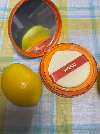 광동생활건강 MF[광동] 비타500✨주름개선·미백·SPF50+🌞퍼펙트쉴드 빅 선쿠션 본품 — 5점을 준 리뷰어가 2024년 5월 올린 사용 사진