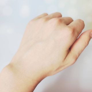 블루페탈 카밍 필 에센스 & 카밍 오일 세럼 — 5점을 준 리뷰어가 2021년 12월 올린 사용 사진