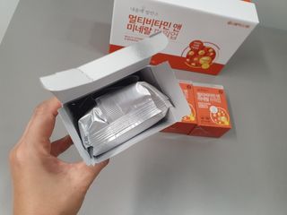 서울약사신협_내몸애발란스멀티비타민앤미네랄파워업_800mg x 90정 — 5점을 준 리뷰어가 2021년 5월 올린 사용 사진