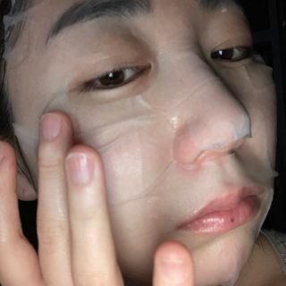 세뚜아(Cettua) 나우[세뚜아] 포어 클리어링 마스크 Cettua Pore Clearing facial mask 4매 — 5점을 준 리뷰어가 2024년 2월 올린 사용 사진