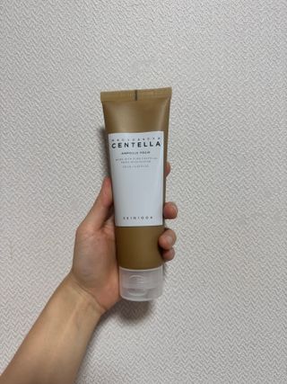 스킨1004 [SKIN1004] 마다가스카르 센텔라 앰플 폼 125ml — 5점을 준 리뷰어가 2024년 8월 올린 사용 사진