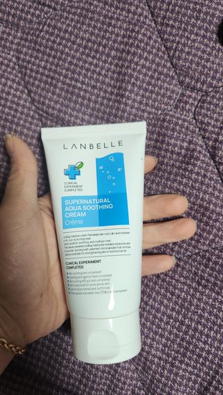 랑벨 수퍼내츄럴 아쿠아 수딩 크림 100ml — 5점을 준 리뷰어가 2023년 2월 올린 사용 사진