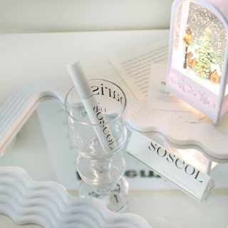 더소설 소설 블랙아이래쉬 세럼 10g(SOSEOL BLACK EYELASH SERUM 10g) — 5점을 준 리뷰어가 2023년 12월 올린 사용 사진