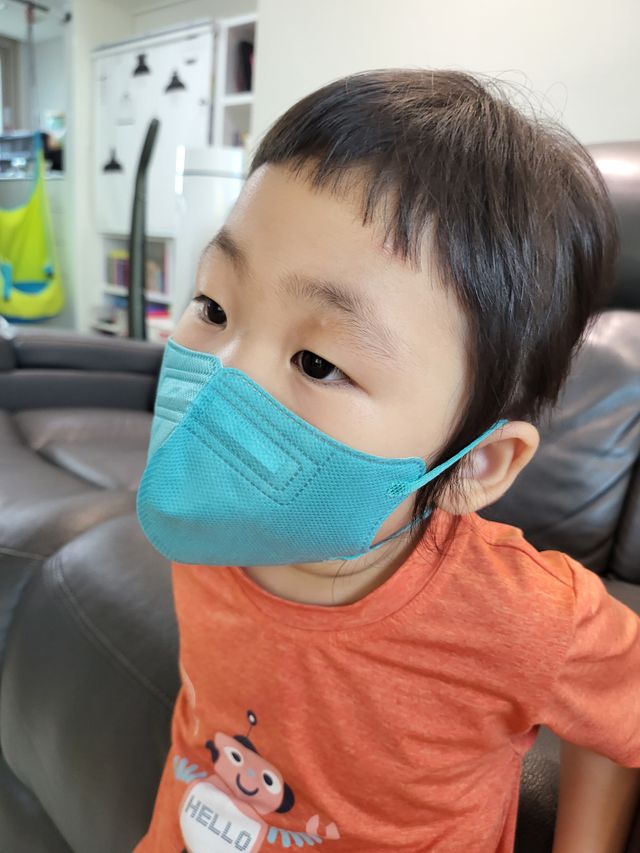 [애니가드] 키즈 라이트 KC인증 새부리형 패션 컬러마스크 30매 소형 어린이 리뷰 사진