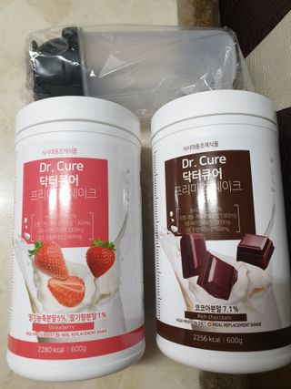 뉴트리션팩토리 닥터큐어 프리미엄쉐이크 다이어트쉐이크 — 5점을 준 리뷰어가 2021년 10월 올린 사용 사진