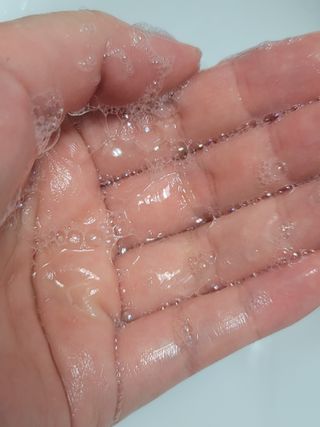 오투에니원 인컨보 바디 퍼퓸 샤워 젤 200ml — 5점을 준 리뷰어가 2023년 2월 올린 사용 사진