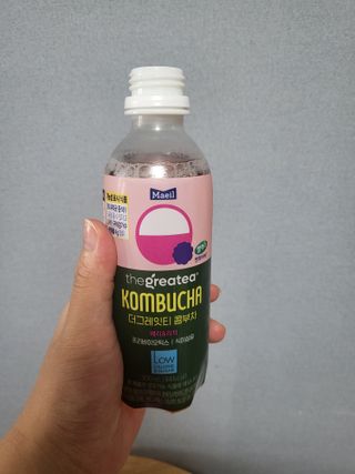 더그레잇티 콤부차 [매일유업] 더그레잇티 44kcal 콤부차 300ml *12개입 (오리지널 6개+베리리치 6개) — 4.5점을 준 리뷰어가 2023년 8월 올린 사용 사진