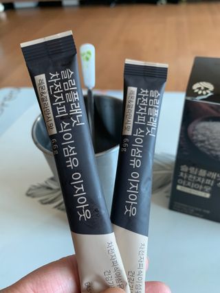 슬림플래닛 차전자피 식이섬유 이지아웃 — 5점을 준 리뷰어가 2021년 3월 올린 사용 사진