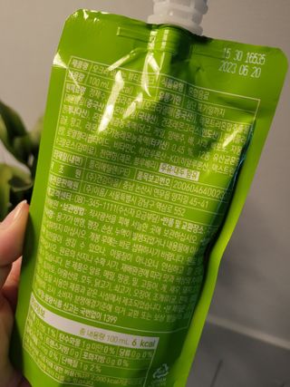 [이롬] 오크라 마시는 뷰티드링크 100mL x 20입 — 5점을 준 리뷰어가 2022년 7월 올린 사용 사진
