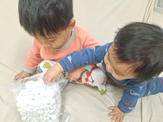 [올가드] 무방부제 대용량 코인티슈 500개입 + 휴대용케이스 1개 — 5점을 준 리뷰어가 2022년 12월 올린 사용 사진