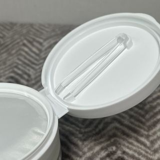산다화 비타민씨 화이트닝 토너 패드 — 5점을 준 리뷰어가 2023년 9월 올린 사용 사진