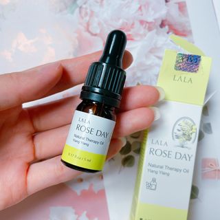 라라로즈데이 시즌2 천연 아로마오일 Y존 케어 속옷향수 이너퍼퓸 5ml  여성의 자존감을 UP시키자 — 5점을 준 리뷰어가 2021년 8월 올린 사용 사진