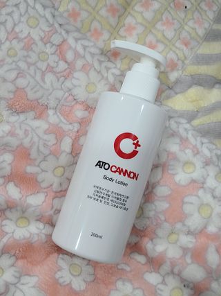 아토캐논(ATO CANNON) 아토캐논 고보습 바디로션 200ml — 5점을 준 리뷰어가 2023년 1월 올린 사용 사진