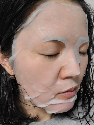 쿠피 피디알엔 연어 더마 페이셜 마스크 — 4점을 준 리뷰어가 2021년 11월 올린 사용 사진