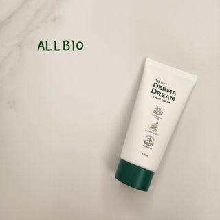 ★스마트 스토어 [올바이오] 더마크림 라이트 크림 130ml 저자극 보습 가려움개선 — 5점을 준 리뷰어가 2025년 2월 올린 사용 사진