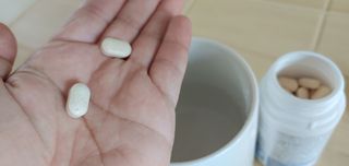 프리마인 평생 써야하는 관절의 건강을 위한 완벽설계 솔루션 관절n마디케어 플러스 120정 — 5점을 준 리뷰어가 2021년 10월 올린 사용 사진