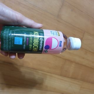 더그레잇티 콤부차 [매일유업] 더그레잇티 44kcal 콤부차 300ml *12개입 (오리지널 6개+베리리치 6개) — 5점을 준 리뷰어가 2023년 7월 올린 사용 사진