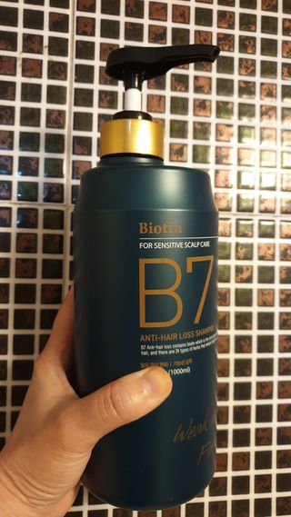 [포레스트스토리] 탈모증상완화 샴푸 1,000ml — 5점을 준 리뷰어가 2022년 6월 올린 사용 사진