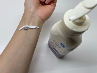 [카프리나]프레쉬 산양밀크 어메이징 바디로션 350ml (시어버터 향) — 5점을 준 리뷰어가 2023년 6월 올린 사용 사진