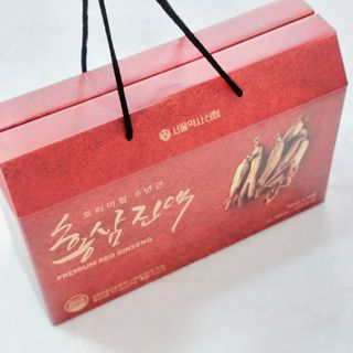 서울약사신협_프리미엄 6년근 홍삼진액_70mlx30포 — 5점을 준 리뷰어가 2021년 2월 올린 사용 사진