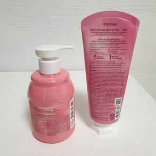 [후르디아] 복숭아 바디워시+바디에센스 세트 — 5점을 준 리뷰어가 2021년 11월 올린 사용 사진
