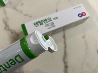 프리마인 유해균 뿐만 아니라 유익균까지 씻어내는 치약은 그만, 건강한 구강환경을 만드는 덴탈엔오 — 4.5점을 준 리뷰어가 2022년 12월 올린 사용 사진