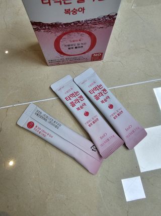 [음료수 대신 가능!]  빠르게 흡수되는 아임오 타먹는 콜라겐 1박스 — 4점을 준 리뷰어가 2023년 3월 올린 사용 사진