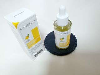 랑벨 비타 에너지 잡티 앰플 50ml 고농축 비타민, 저자극, 수분 촉촉, 미백 앰플 — 5점을 준 리뷰어가 2022년 3월 올린 사용 사진