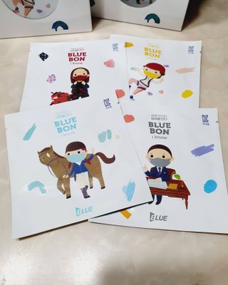 [블루 본 아이노우] 유아용 컬러마스크 40 PCS SET 2중 택 1 — 5점을 준 리뷰어가 2021년 4월 올린 사용 사진