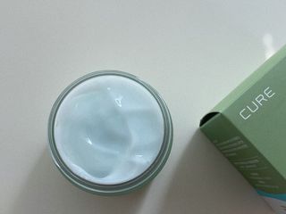김정문알로에 큐어 큐어 알로에 리프레쉬 젤리 세럼, 큐어 알로에 하이드로 젤리 크림 — 5점을 준 리뷰어가 2021년 3월 올린 사용 사진