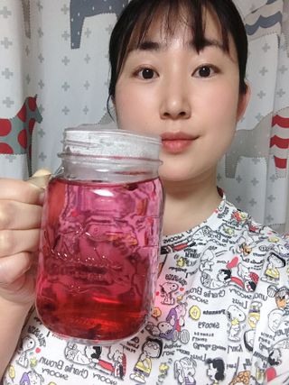 마시다 매혹적인 붉은 빛이 입안 가득히, 비트루트차 — 5점을 준 리뷰어가 2021년 3월 올린 사용 사진