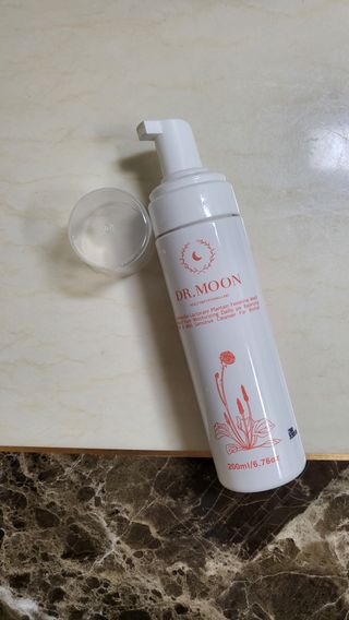 MF프리 [닥터문] 유산균 락토케어 질경초 여성청결제 200ml (폼타입) — 5점을 준 리뷰어가 2022년 5월 올린 사용 사진