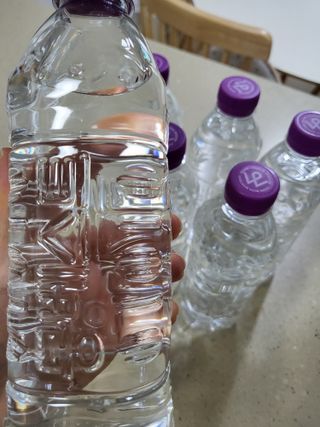 몽베스트 [MONTBEST]위드어스 500mL 20병 — 5점을 준 리뷰어가 2022년 10월 올린 사용 사진