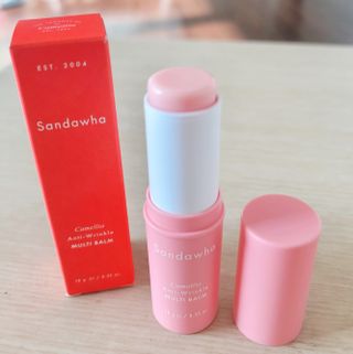 스킨큐어 산다화 카멜리아 안티 링클 멀티밤 — 5점을 준 리뷰어가 2022년 1월 올린 사용 사진